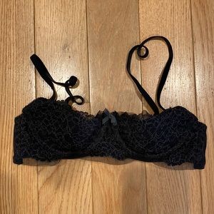 Victoria’s Secret Dream Angel bra. Size 32B. Balconnet style.